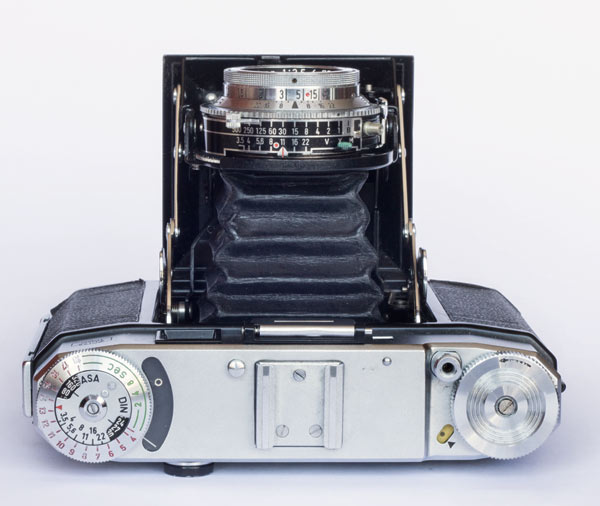Super Ikonta IV - top view