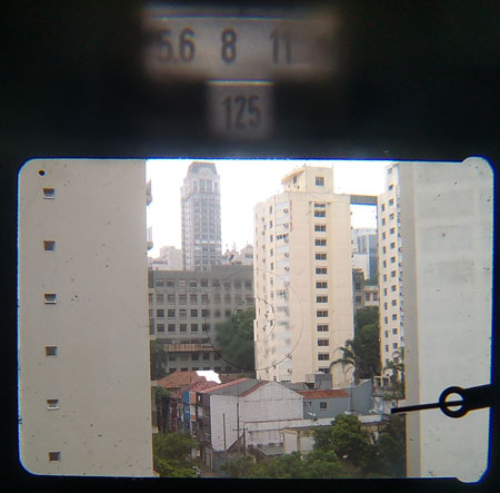 Voigtlander Bessamatic Deluxe - viewfinder