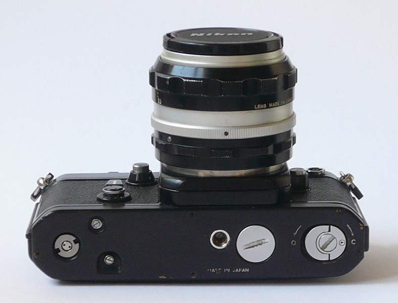 nikon f2 bottom view