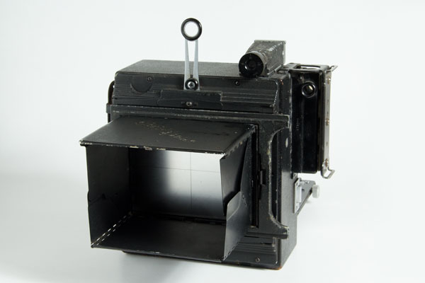 crown graphic graflex - back