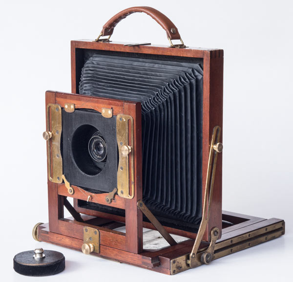 Collinear ser. III 9 cm f/6.8 - in a Thornton Pickard camera
